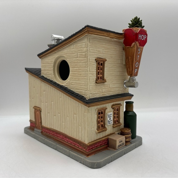 Lemax 2019 The Hop Stop Village Building Porcelain Lighted Building 95485 - Picture 7 of 13